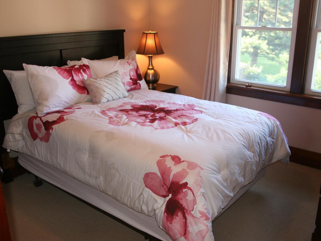 Eastwood Tourist Holiday home