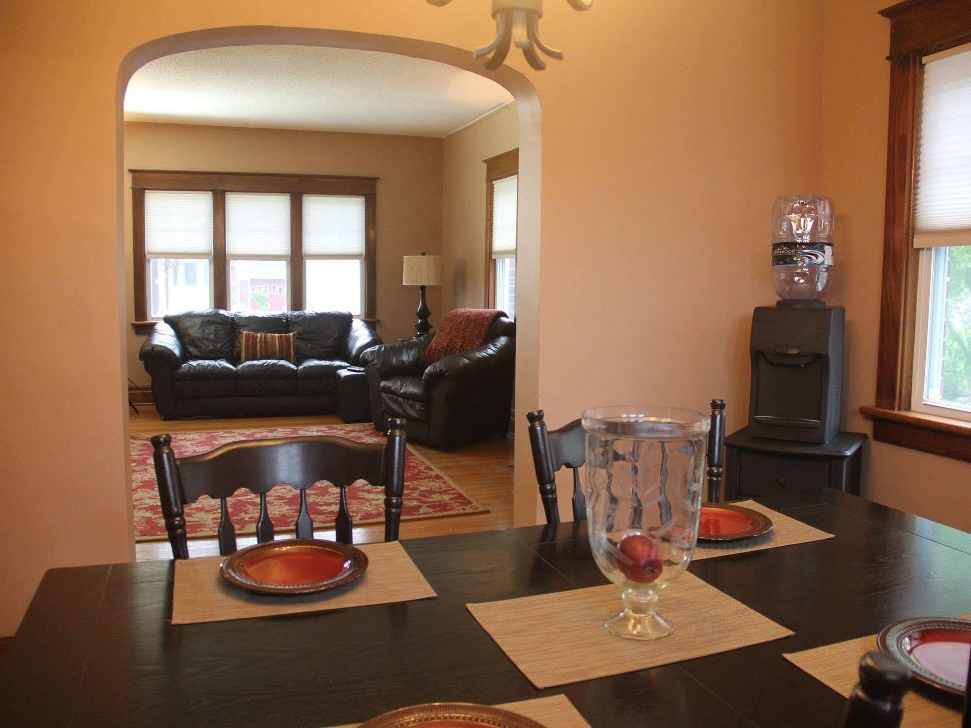 Eastwood Tourist Holiday home *