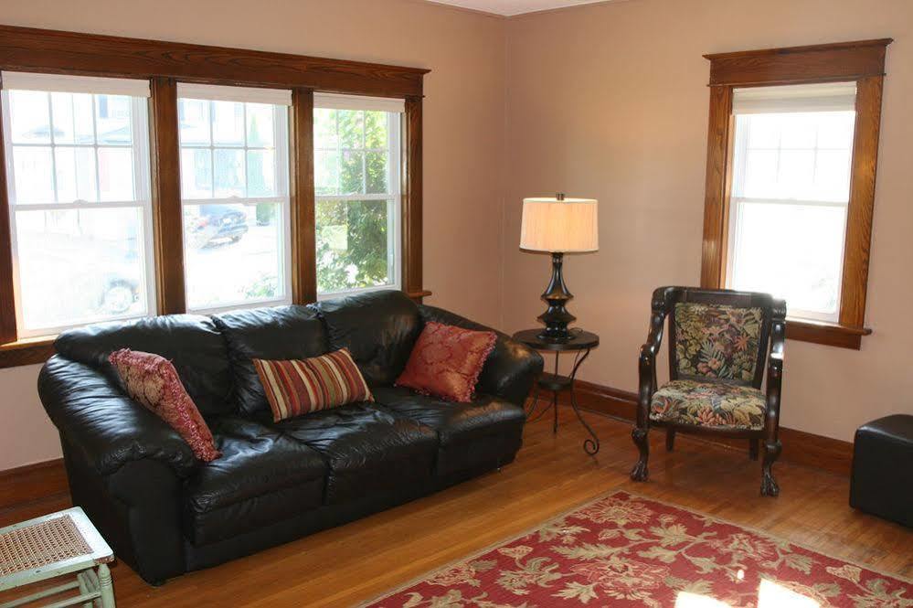 Eastwood Tourist Holiday home *