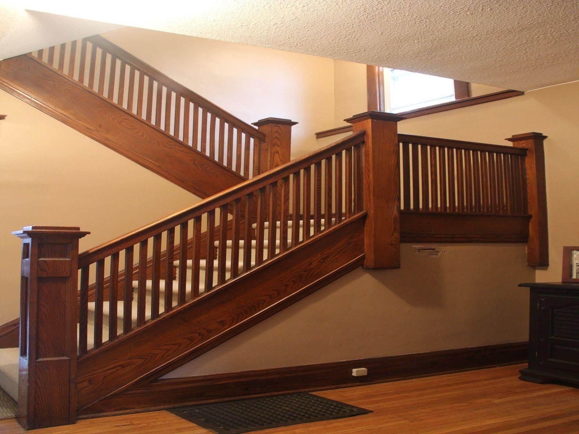 Eastwood Tourist Holiday home Niagara Falls